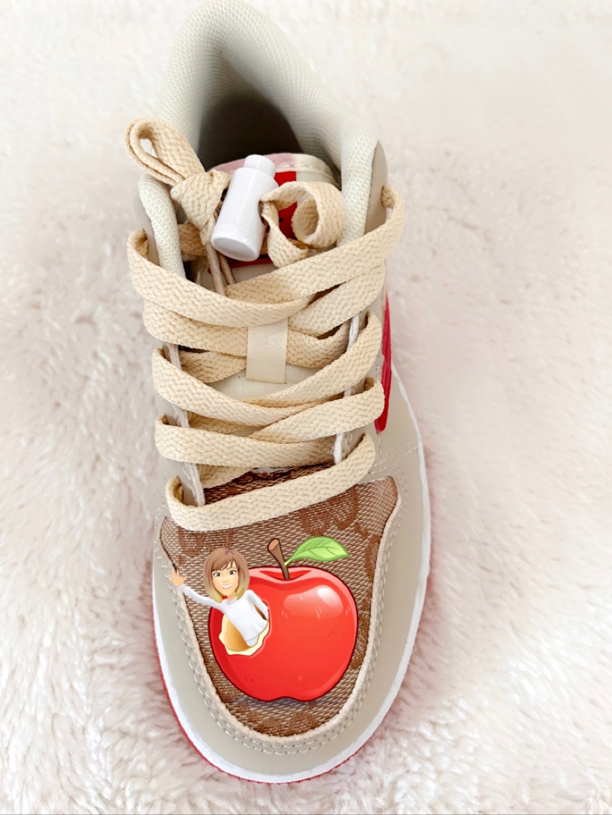 Children's Grade School Sneakers "Candy Apple"