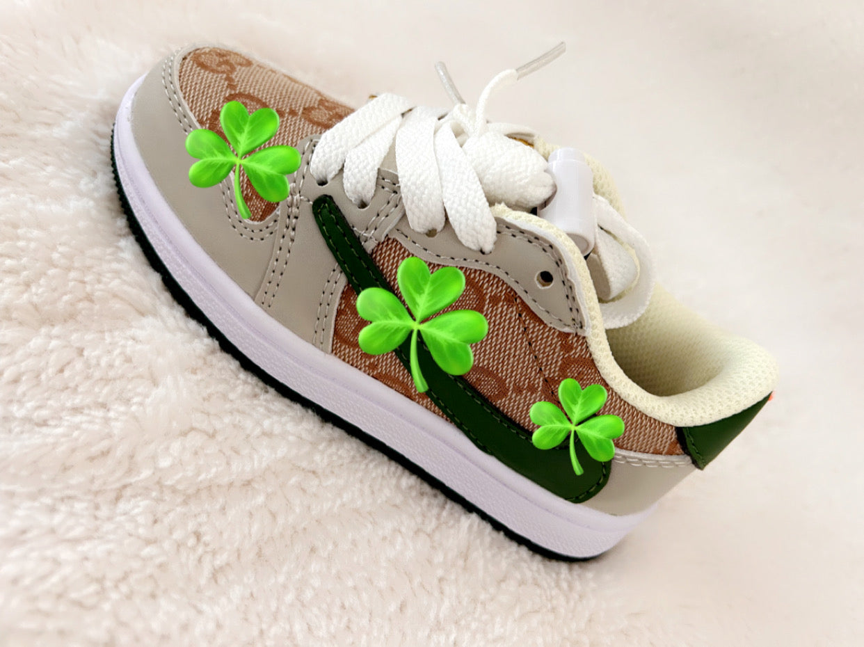 Children's Grade School Sneakers "Green Clovers"